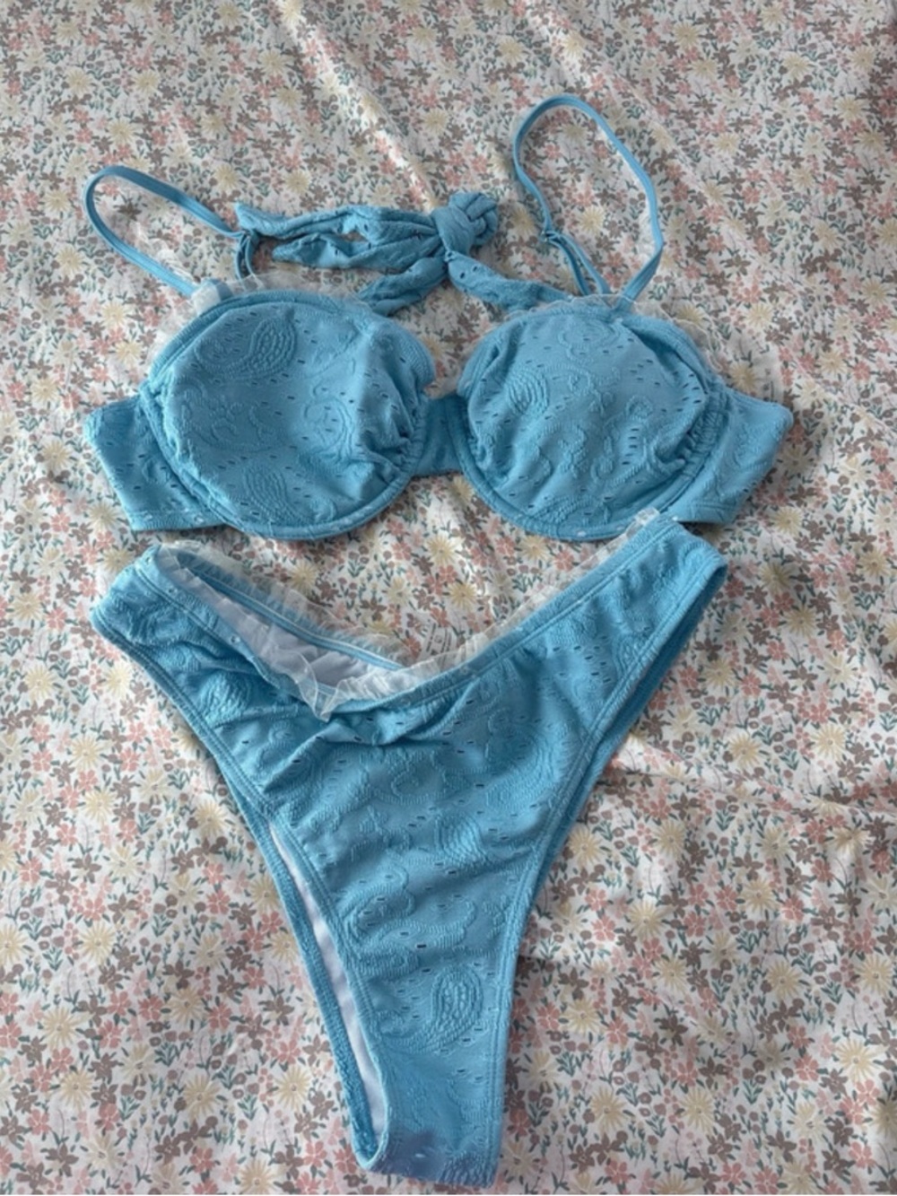 SHEIN Blue Paisley Textured Bikini Set